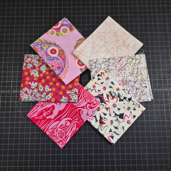 Curated 6 Fat Quarter Bundle - Dance of Flowers